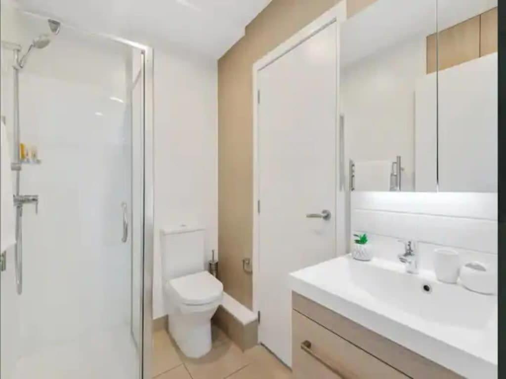 Apartamento Just Opposite To Sky Tower , 2 Bed 2 Bath In Cbd Auckland Exterior foto