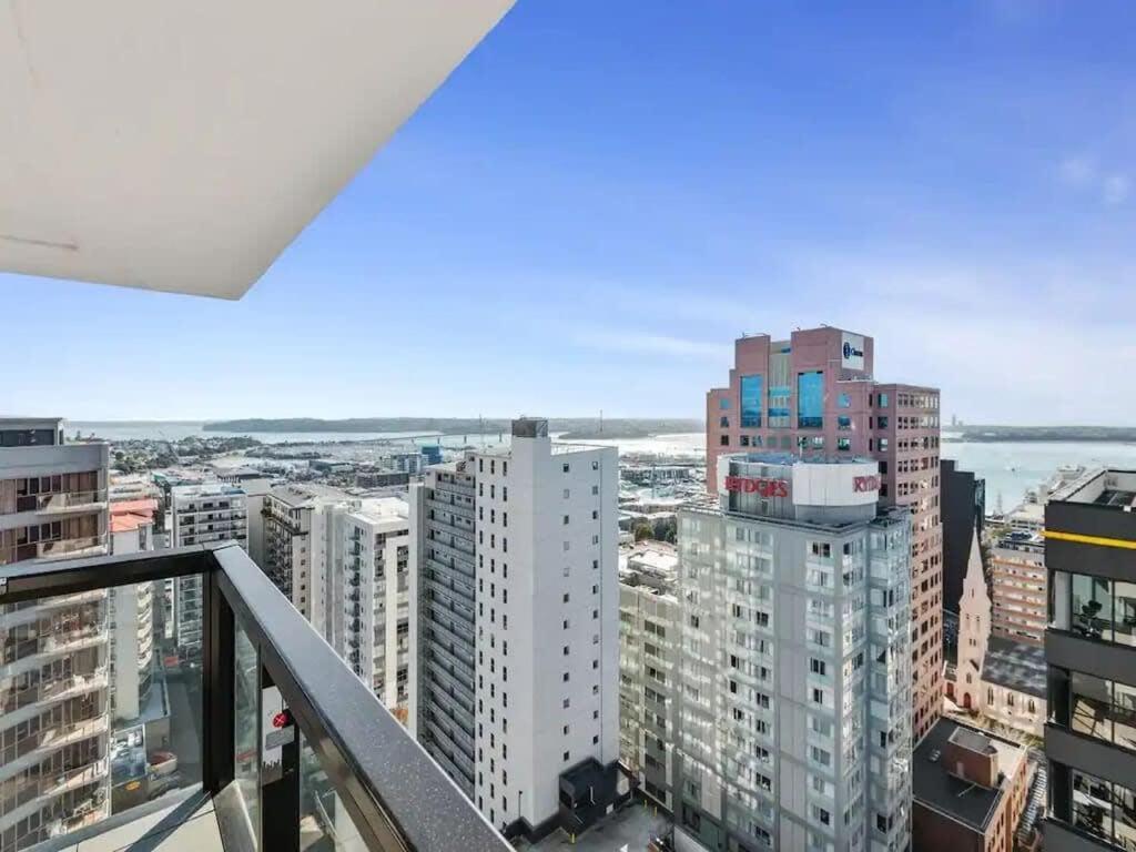 Apartamento Just Opposite To Sky Tower , 2 Bed 2 Bath In Cbd Auckland Exterior foto